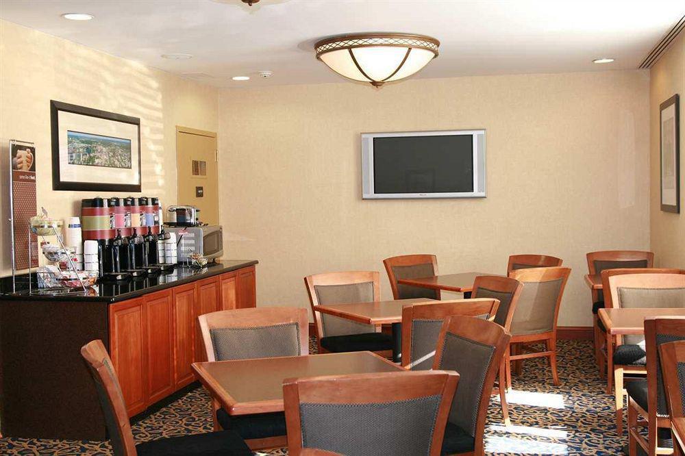 Holiday Inn Express Boston North-Woburn By Ihg Exterior foto