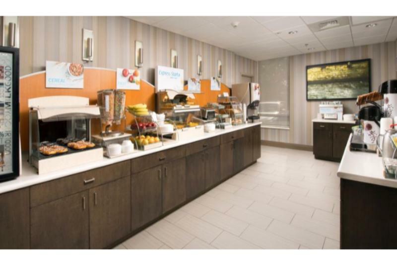 Holiday Inn Express Boston North-Woburn By Ihg Exterior foto